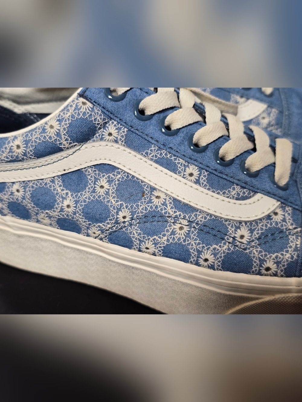Vans Old Skool Stackform Sneakers Blue Floral White Lace Women's Lace-Up 7.5 - Picture 2 of 10